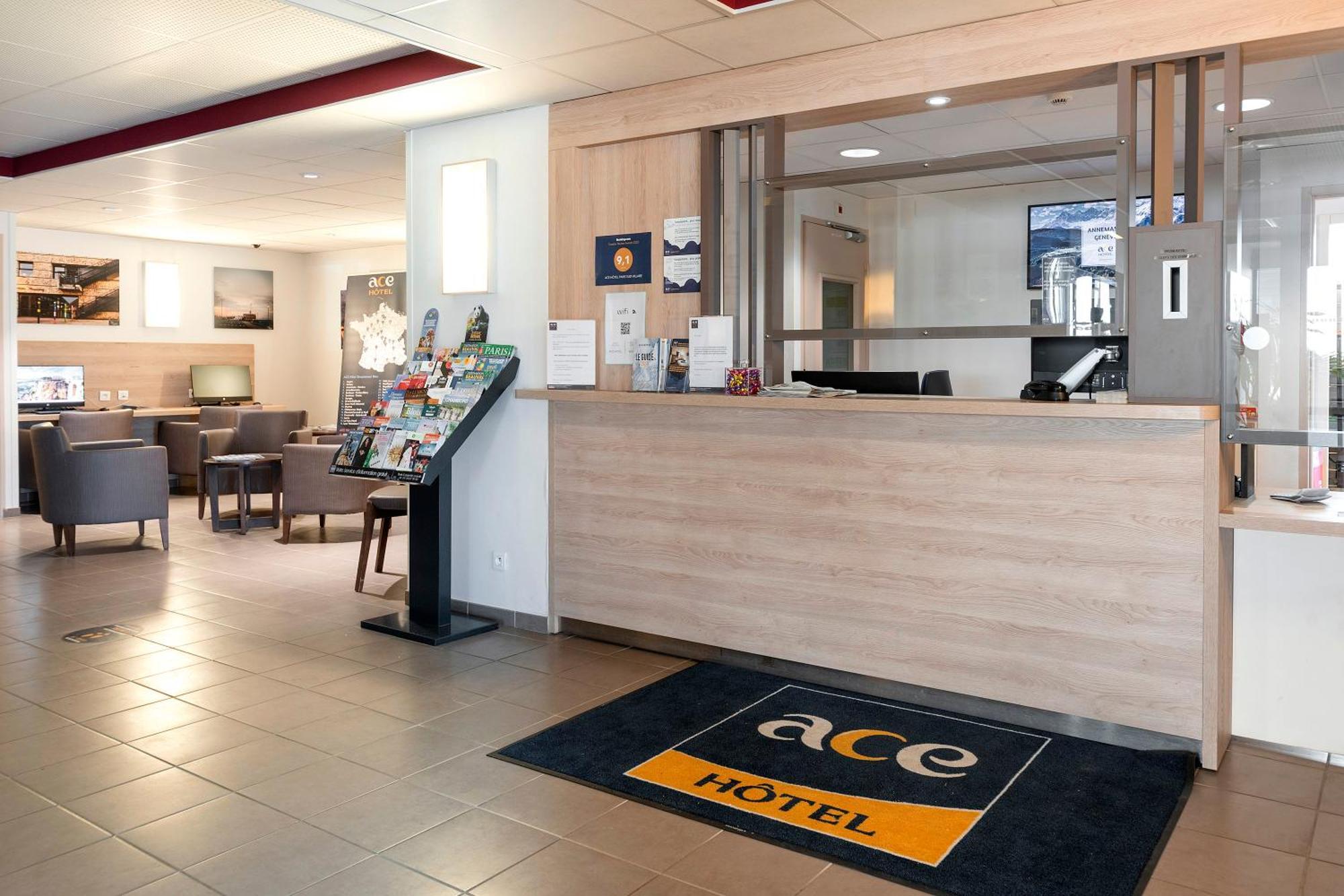 Ace Hotel Paris Sud Villabe Εξωτερικό φωτογραφία